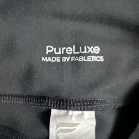 Fabletics PureLuxe Black Leggings with pockets - Picture 2 of 4
